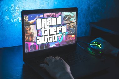 Grand Theft Auto VI video oyunu. Bilgisayardaki video oyunu bakış açısı. Bilgisayar oyunu oynanıyor.