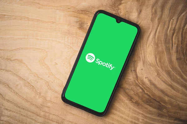 Spotify Application Smartphone Wooden Background Top Angle Shot — Stock Photo, Image