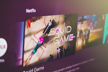 TV ekranında mürekkep balığı oyunu 2. sezon. Gelmiş geçmiş en popüler netflix televizyon programı. Squid Game, Netflix 'te yayınlanan bir Güney Kore drama dizisidir.