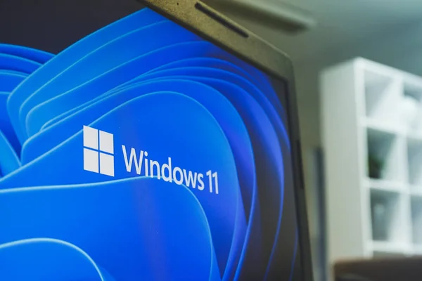 System Operacyjny Windows Ekranie Komputera Windows Jest Najnowszym Głównym Wydaniu — Zdjęcie stockowe