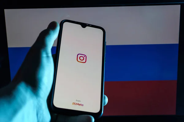 Aplicación Instagram Teléfono Inteligente Fondo Bandera Rusa Rusia Prohibir Instagram — Foto de Stock