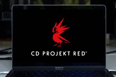 Kaunas, Litvanya - 8 Temmuz 2022: CD PROJEKT RED video oyun tasarım şirketi ekranda. CD PROJEKT Polonyalı bir video oyunu geliştiricisidir