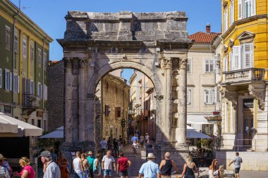 Pula, Hırvatistan - 13 Eylül 2022: Pula Hırvatistan 'ın Istria bölgesinde bulunan ve Pula Arena ile tanınan bir şehirdir. Yüksek kalite fotoğraf