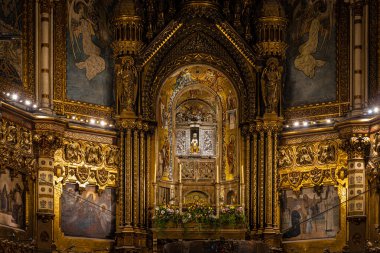 Santa Maria de Montserrat Manzarası, Monistrol de Montserrat, İspanya 'daki Montserrat Dağı' nda yer alan Saint Benedict Manastırı.