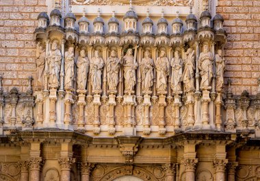 Santa Maria de Montserrat Manzarası, Monistrol de Montserrat, İspanya 'daki Montserrat Dağı' nda yer alan Saint Benedict Manastırı.
