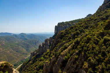 Santa Maria de Montserrat Manzarası, Monistrol de Montserrat, İspanya 'daki Montserrat Dağı' nda yer alan Saint Benedict Manastırı.