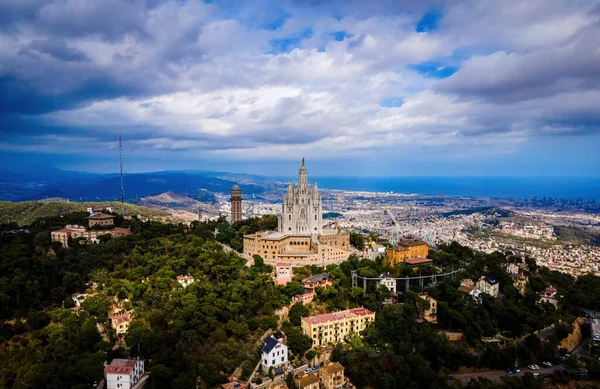 Widok Góry Tibidabo Wzgórze Widokiem Barcelonę Katalonia Hiszpania — Zdjęcie stockowe