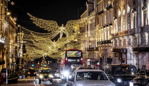Świąteczny Widok Cyrku Picadilly Jego Okolic Londynie Wielka Brytania — Zdjęcie stockowe