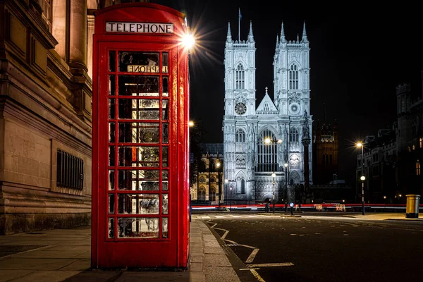 Знаменитая Телефонная Будка Фоне Вестминстерского Аббатства Лондон Великобритания — стоковое фото