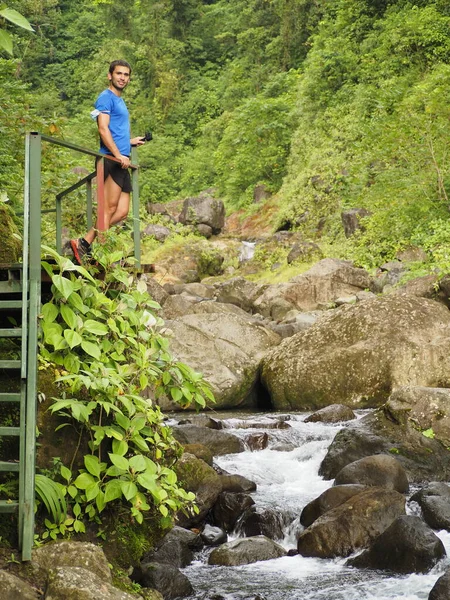 Young Man Hiking Jungle Costa Rica — Stockfoto