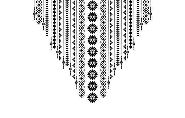 Geometrik etnik desenli boyun nakışı, kolye, arkaplan veya duvar kağıdı ve giysi için yaka tasarımı, batik, kumaş, oryantal kilise.