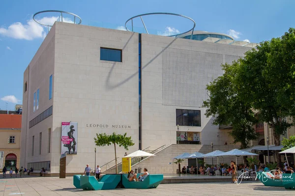 Viyana, Avusturya, 23 Temmuz 2021. Leopold Müzesi Egon Schiele 'in dünyanın en büyük resim koleksiyonuna ev sahipliği yapmaktadır..