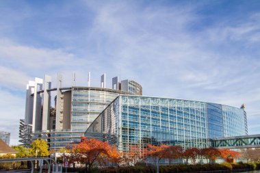 Strasbourg, Fransa, 31 Ekim 2021. Avrupa Parlamentosu, Avrupa Birliği 'nin doğrudan genel oy çoğunluğu tarafından seçilen parlamenter organıdır. Avrupa Birliği yasama gücünü Avrupa Birliği Konseyi ile paylaşır..