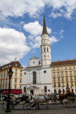 Viyana, Avusturya, 21 Temmuz 2021. Augustinian Kilisesi ya da St. Augustine Kilisesi Avusturya İmparatorluk Ailesi 'nin eski kilisesi olan Habsburglar' ın kilisesidir.