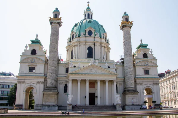 Вена Австрия Июля 2021 Domed Church Dedicated Saint Charles Borromeo — стоковое фото