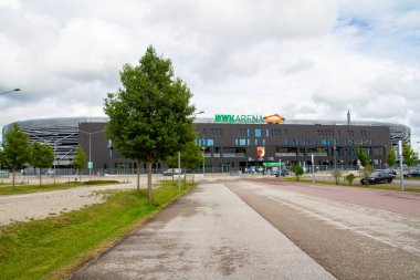 Augsburg, Almanya 'nın en üst düzey futbol ligi olan WWK Arena' da yer almaktadır. Almanya Futbol Şampiyonası 'nda FC Augsburg' un evidir..