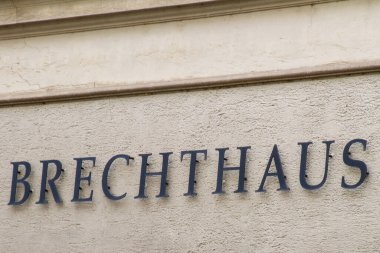 Augsburg, Almanya, 28 Temmuz 2022, Bertolt Brecht 'in Lechviertel' deki doğduğu yer, eski bir zanaatkârlar bölgesi.