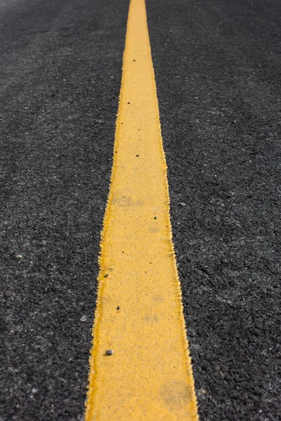 Close Road Divide Yellow Line — Stock Photo, Image