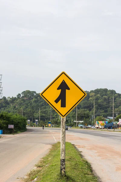 Warning Sign Main Road — Stock Photo, Image