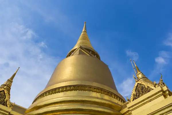 Pagode Ouro Wat Phra Kaew Tailândia — Fotografia de Stock