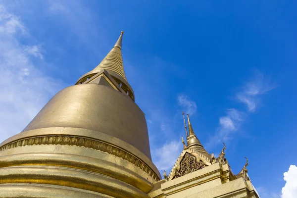 Pagode Ouro Wat Phra Kaew Tailândia — Fotografia de Stock