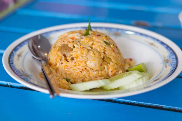 Nasi Goreng Dengan Udang Masakan Thailand — Stok Foto