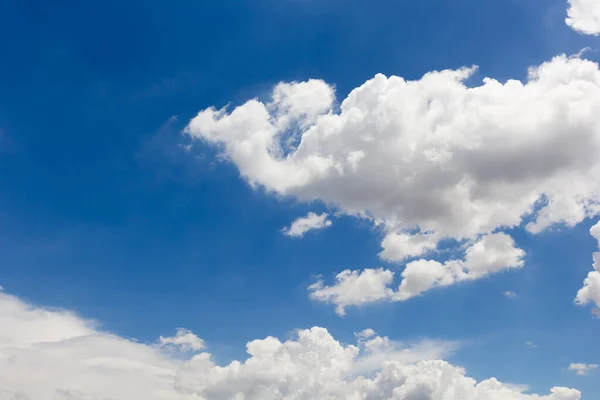Wolken Mit Blauem Himmel — Stockfoto