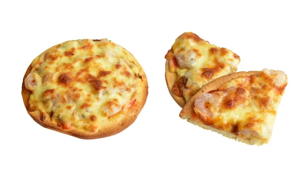 Käsepizza Isoliert Auf Weißem Hintergrund Mit Schneideweg Ohne Schatten Scheiben — Stockfoto