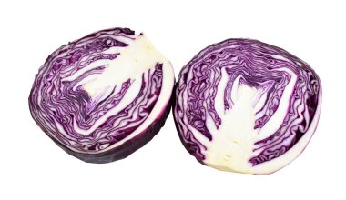 Taze kırmızı ya da mor lahana. Beyaz arka planda kırpma yolu var. Gölgesi yok.