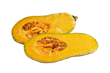 Portakal rengi uzun kabaklar, kabak kabağı, kabak kabağı kesme yolu ile izole edilmiş, siyah arka planda gölge yok.