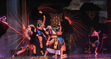 Fotoğraf Editörü, Taman Mini Endonezya Indah, Doğu Java Pavyonu veya Anjungan, Blitar Drama Geleneksel Dans Dibyatara Djajadigda