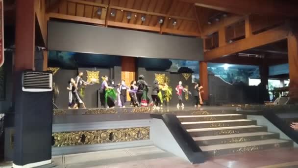 映像編集 2022年6月26日 伝統舞踊 Tii タマン インドネシア ジョグジャカルタ パビリオン インドネシア 伝統中央ジャワ — ストック動画