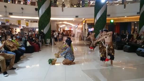 Redaktionell Film Oktober 2022 Mall Basura Jakarta Indonesia Traditionell Östjava — Stockvideo