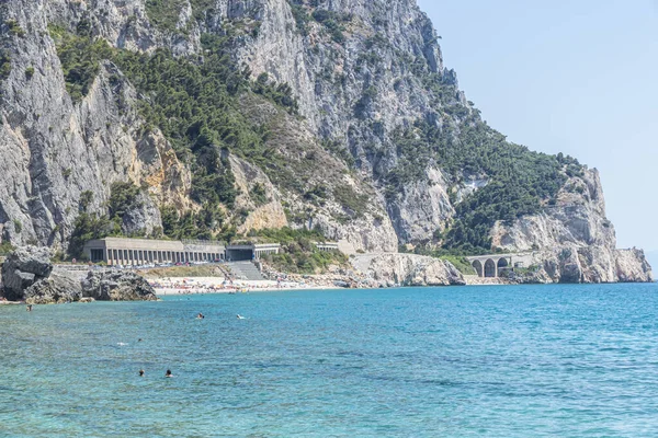 Gyönyörű Strand Malpasso Varigotti Trasparent Türkiz Víz — Stock Fotó