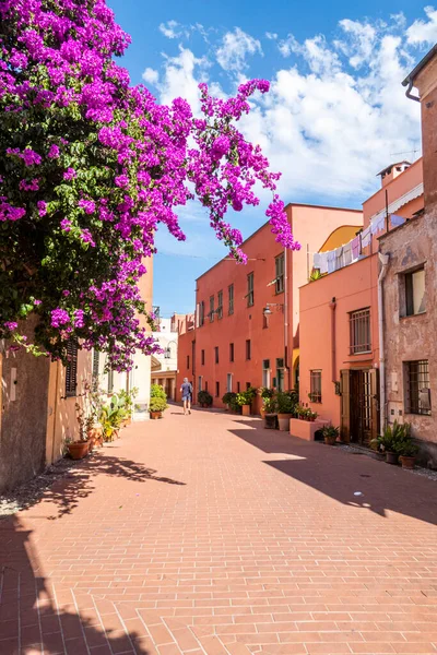 Varigotti Italia 2021 Caratteristiche Case Colorate Strade Nel Pittoresco Villaggio — Foto Stock