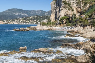 Ventimiglia 'daki güzel Balzi Rossi plajı.