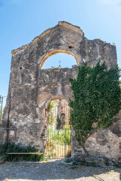 Die Alte Kirche Von Bussana Vecchia Durch Das Erdbeben Zerstört — Stockfoto