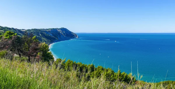 Extra Széles Légi Kilátás Nyílik Gyönyörű Strand Mezzavalle Ancona — Stock Fotó