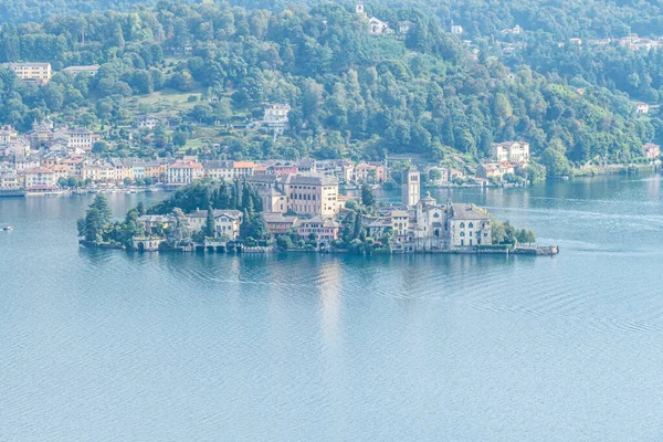 Widok Lotu Ptaka Wyspę San Giulio Nad Jeziorem Orta — Zdjęcie stockowe