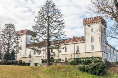 Castiglione Olona, İtalya - 04-02-2021: Castiglione Olona 'nın modern kalesi