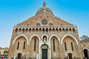 Padova, İtalya - 03-05-2022: Padova 'da Aziz Antonio Bazilikası