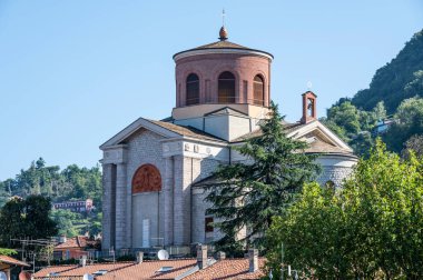 Laveno 'nun güzel kilisesi