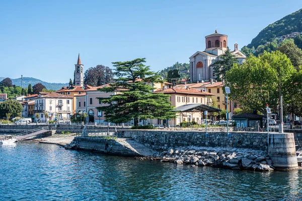 意大利拉维诺 2022年7月13日 拉维诺和马焦雷湖景观 — 图库照片