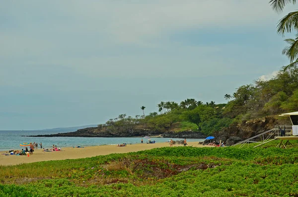 Hawaii Nin Kona Sahilindeki Popüler Kapuna Sahili — Stok fotoğraf