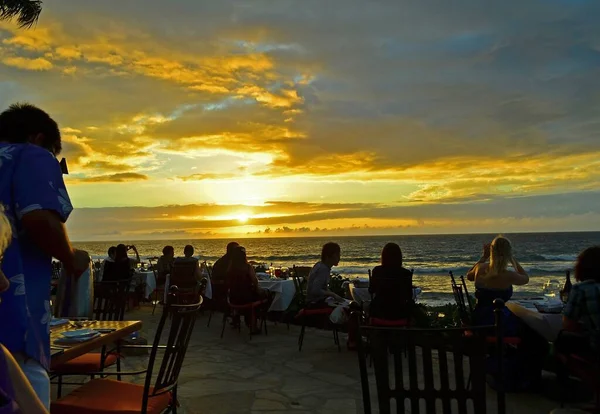 Oceanfront Sunset Dining Waikoloa Village Big Island Hawaii ストック画像