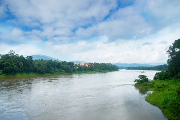 Sommar Flod Med Blå Himmel Naturfotografi River Landskap Bild Kerala — Stockfoto