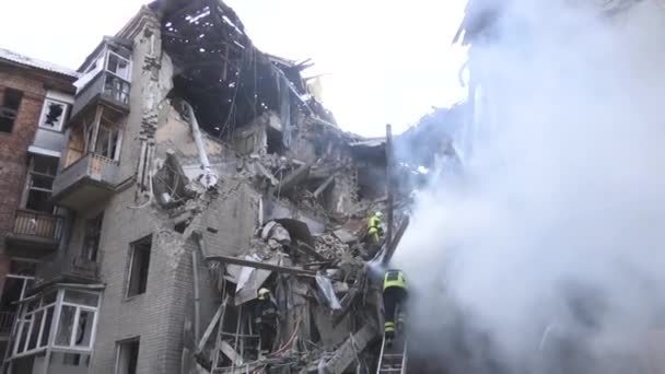 Kharkiv Ucraina Settembre 2022 Edificio Residenziale Distrutto Attacco Missilistico Russo — Video Stock