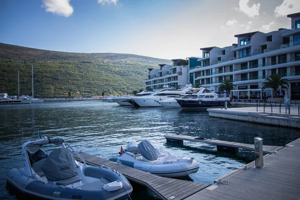 Kumbor Montenegró Luxus Jacht Portonovi Kikötőjében — Stock Fotó