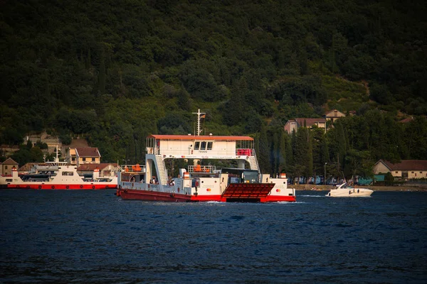 Ferry Kamenari Lepetani Kotor Montenegro — Stock Photo, Image