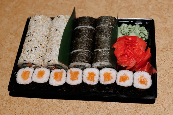 Sushi Set Livrare Masa Maro Vedere Sus — Fotografie, imagine de stoc